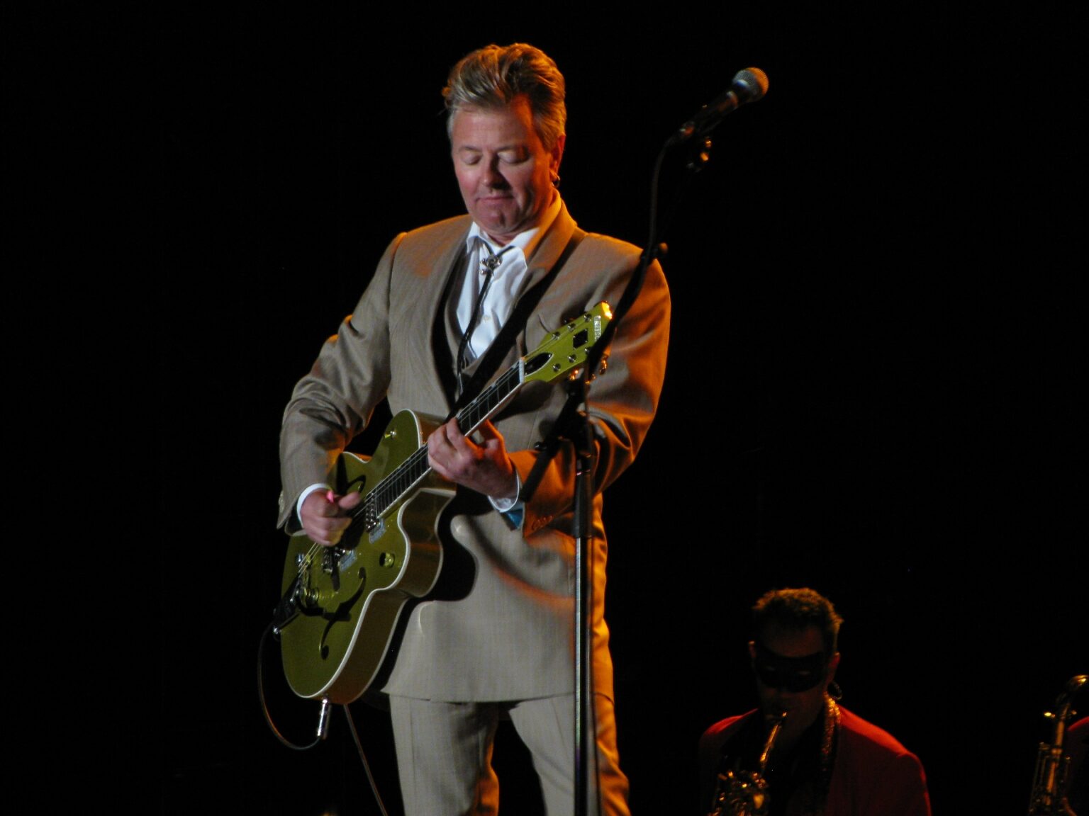 Stray Cats Guitarist Brian Setzer Gives Fans Health Update - AXS TV
