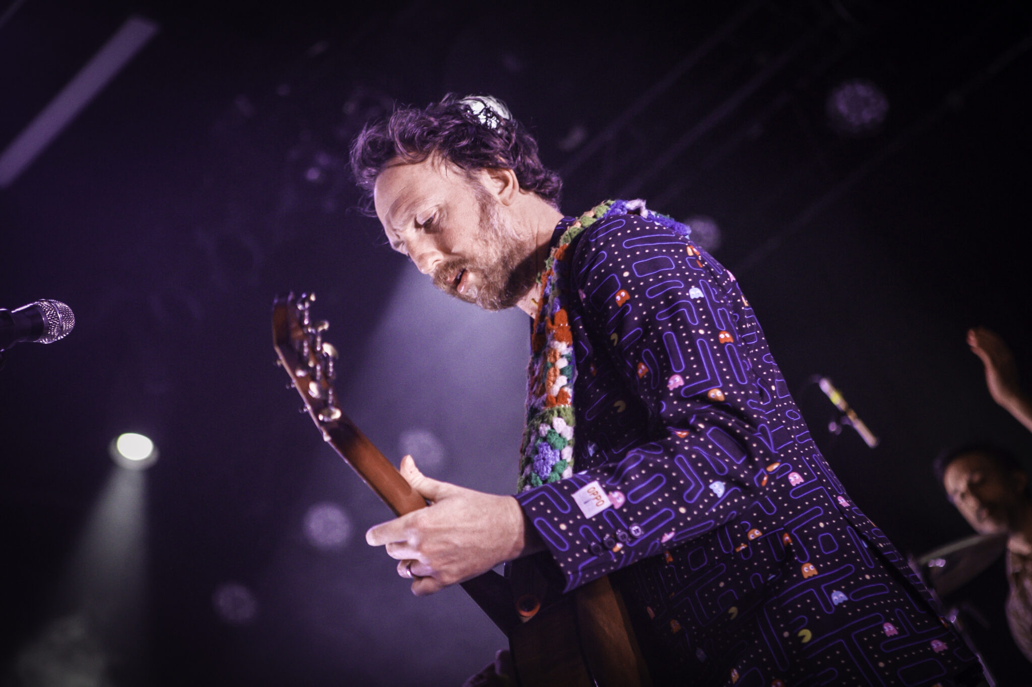 Guster Performs on Kennedy Center Stage with Cast of ‘Finn’ - AXS TV