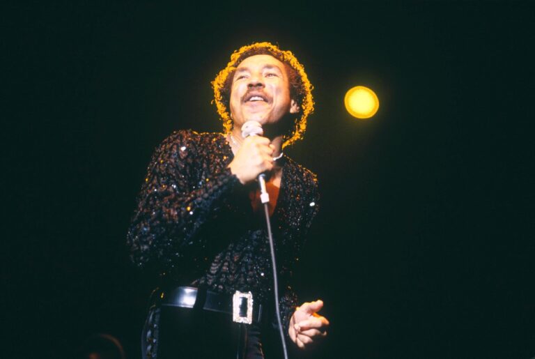 SMOKEY ROBINSON SMOKEY ROBINSON IN CONCERT - 1983