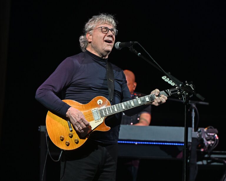 ms at The Pompano Beach Amphitheater, Pompano Beach, Florida, USA - 26 Mar 2023 The Steve Miller Band in concert at The Pompano Beach Amphitheater, Pompano Beach, Florida, USA - 26 Mar 2023