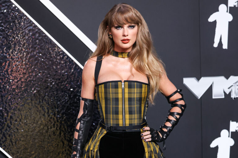 Taylor Swift wearing Dior arrives at the 2024 MTV Video Music Awards held at UBS Arena on September 11, 2024 in Elmont, New York, United States. 2024 MTV Video Music Awards - Arrivals, Ubs Arena, Elmont, New York, United States - 11 Sep 2024