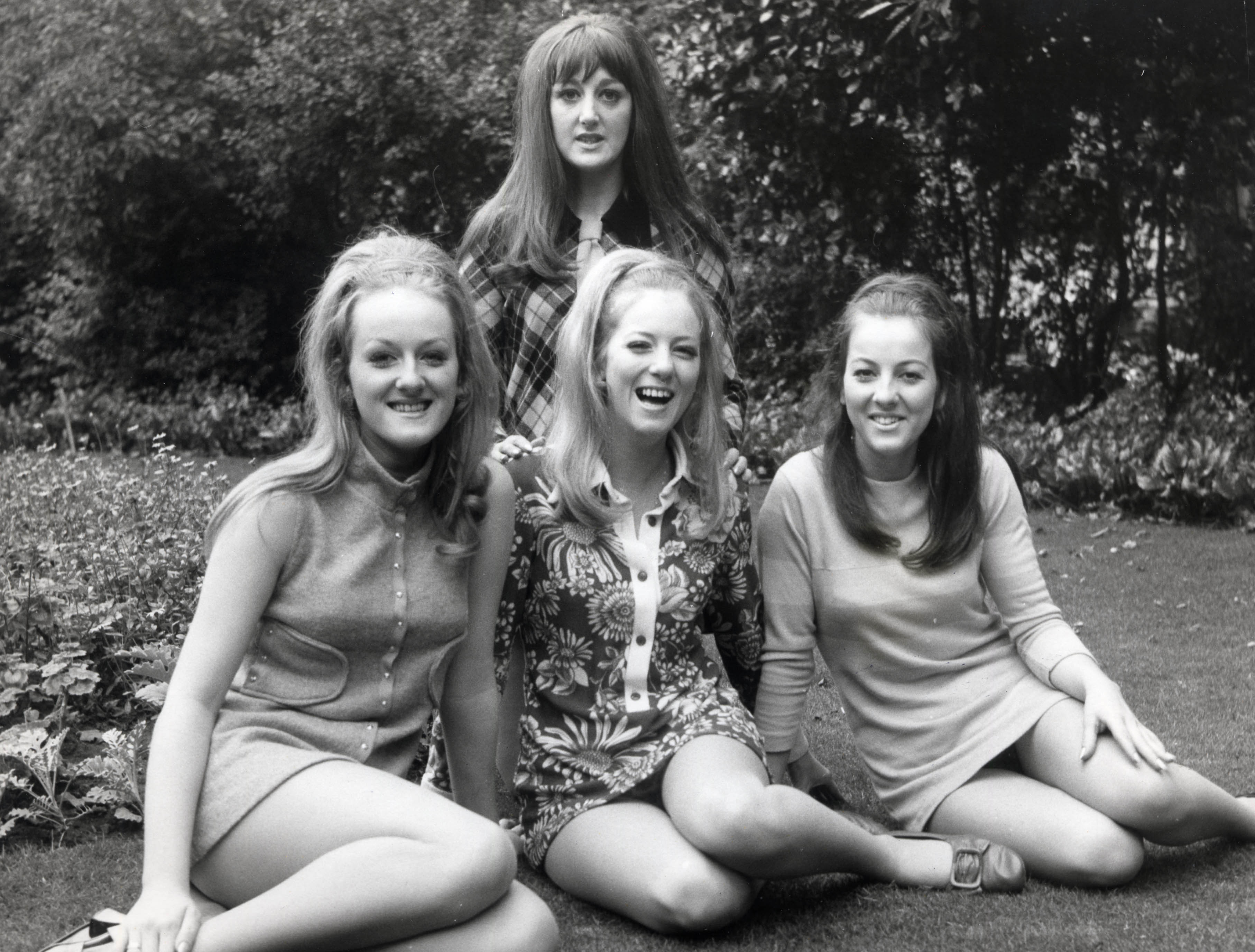 ookies - Australian Pop Group L-r Beverley Cook (18) Margaret Cook (18) Wendy Cook (18) Marcie Jones (22) In London Marcie And The Cookies - Australian Pop Group L-r Beverley Cook (18) Margaret Cook (18) Wendy Cook (18) Marcie Jones (22) In London