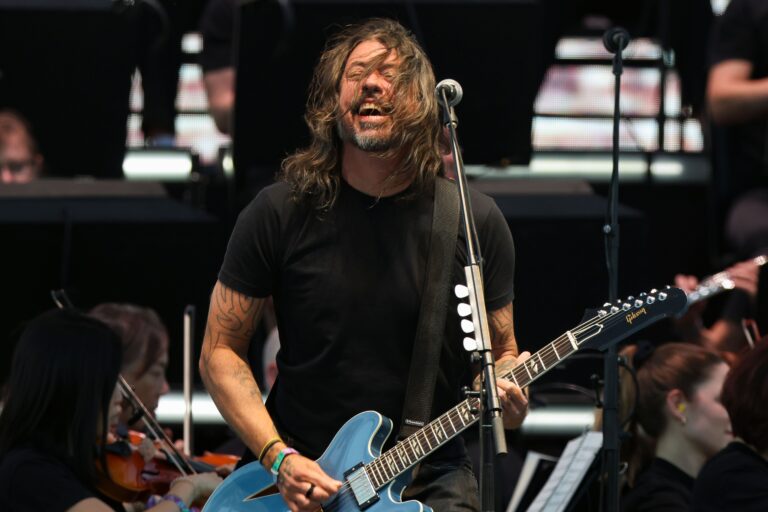 Dave Grohl makes special guest appearance with conductor Gustavo Dudamel and the Los Angeles Philharmonic performance at the 2025 Coachella Valley Music and Arts Festival on Saturday, April 19, 2025 in Indio, CA. Coachella 2025 Weekend Two, Indio, California, USA - 19 Apr 2025