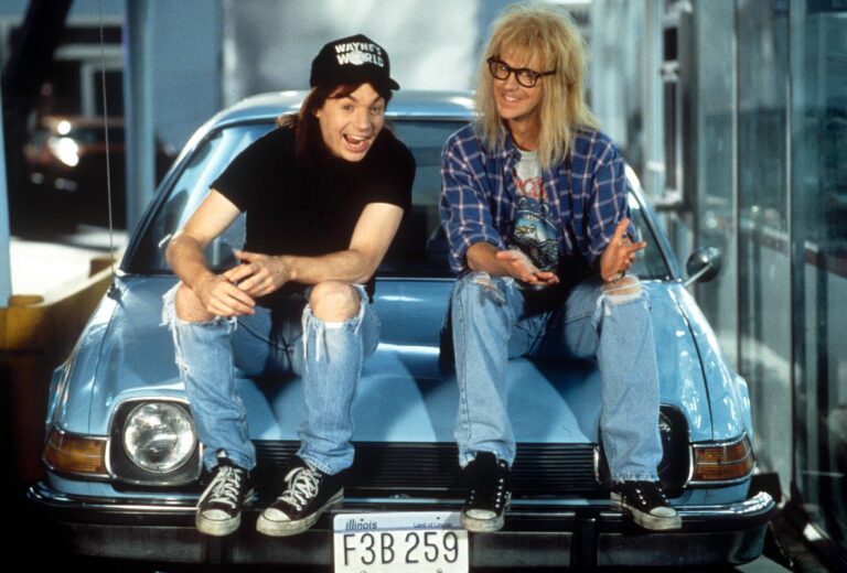 MIKE MYERS AND DANA CARVEY IN 'WAYNE'S WORLD 2' VARIOUS FILMS