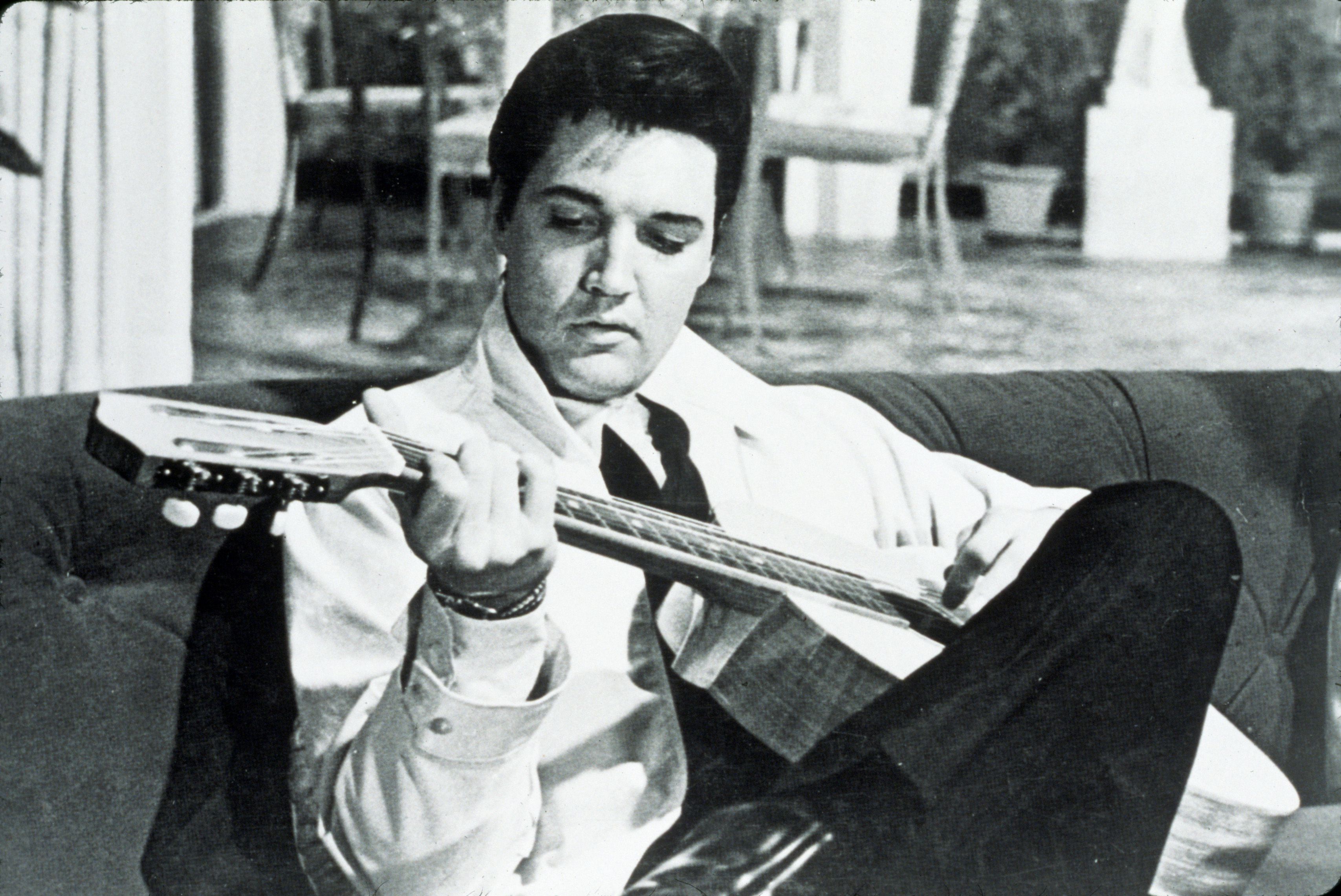 FILM STILLS OF 'CLAMBAKE' WITH 1967, ARTHUR NADEL, ELVIS PRESLEY IN 1967 VARIOUS