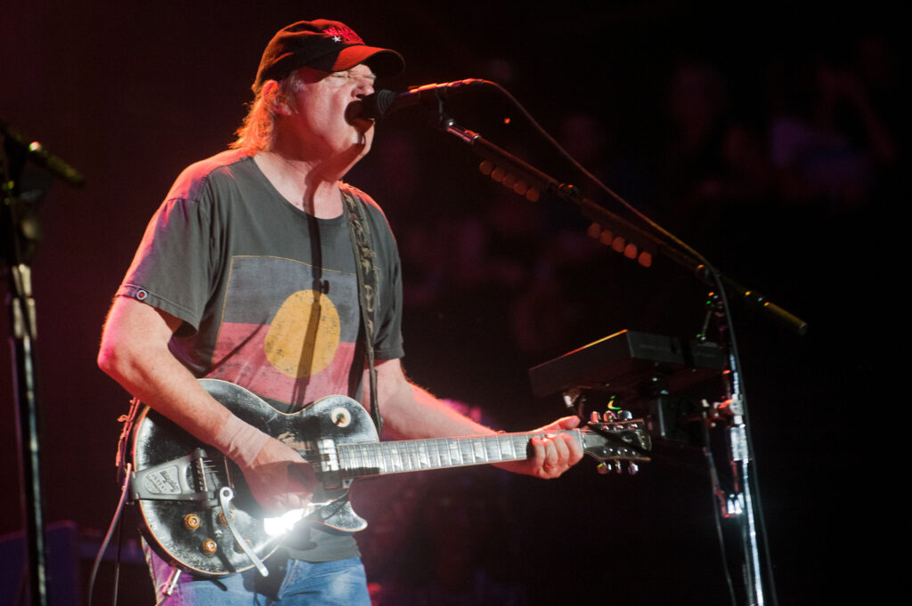 dreamstime_l_277453426