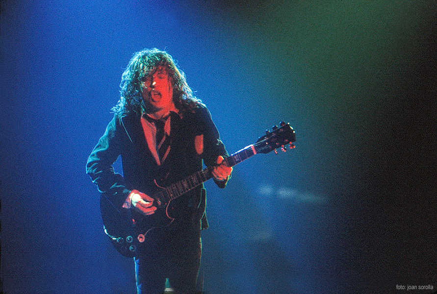 Angus Young (AC DC) (5257559786)