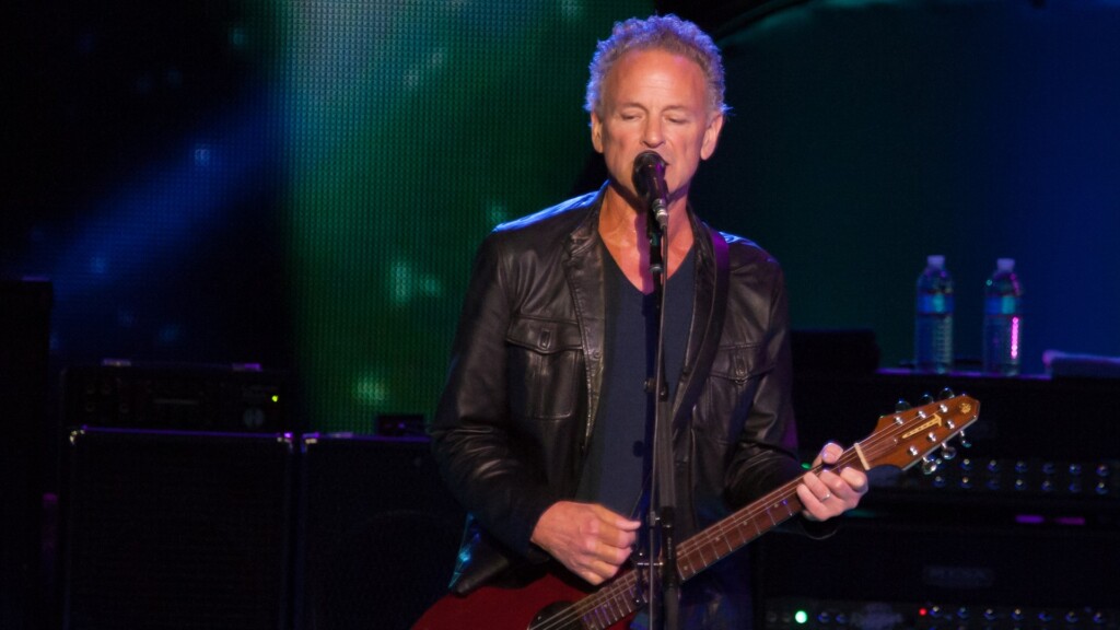 Fleetwood Mac In Concert - Sacramento, CA