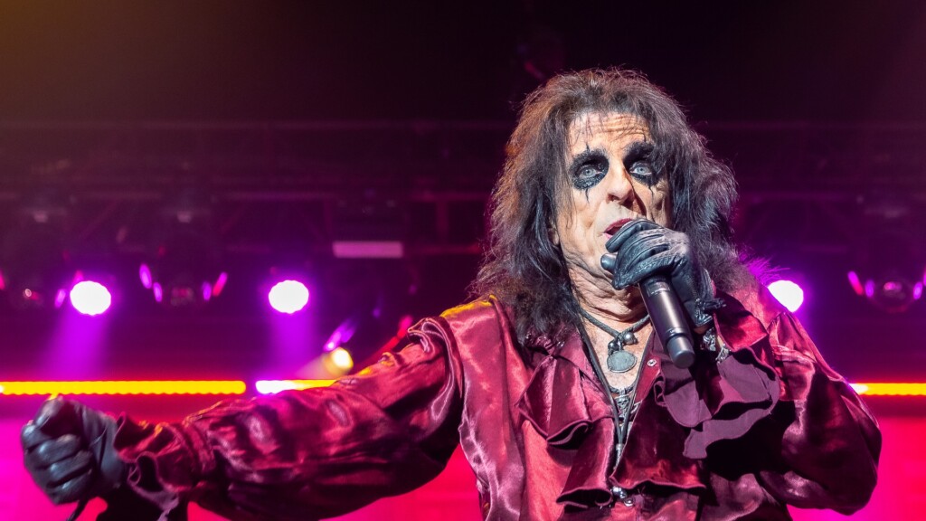 Alice Cooper, famous rock singer
