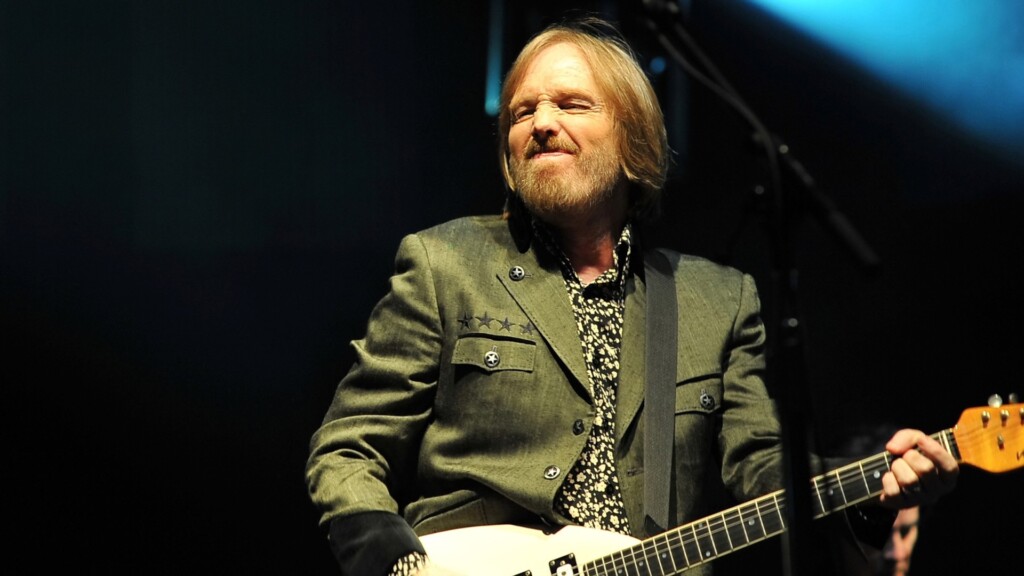 Tom petty playing in ny 8-14-10