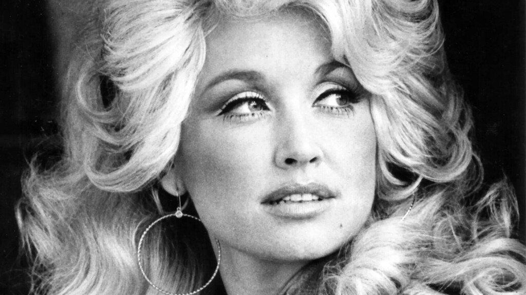 Young-Dolly-Parton (higher quality scan) (cropped)