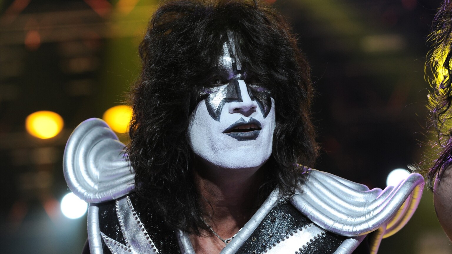 Kiss ,Tommy Thayer during the concert