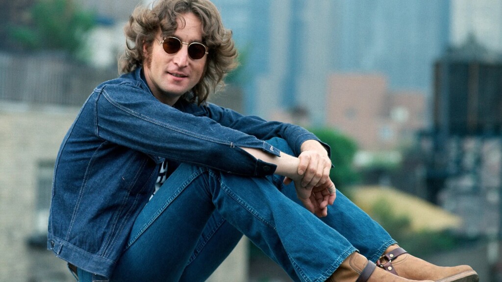 John Lennon "Walls and Bridges" 1974 press photo (color)