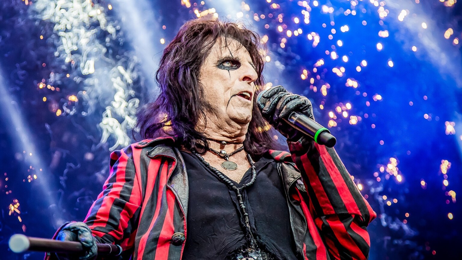 Alice cooper-1446755177